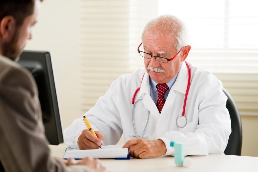 The doctor prescribes drugs to treat prostatitis