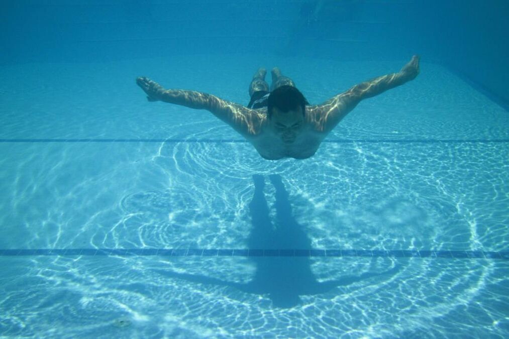 Swimming helps relieve the discomfort and pain caused by prostatitis in men. 